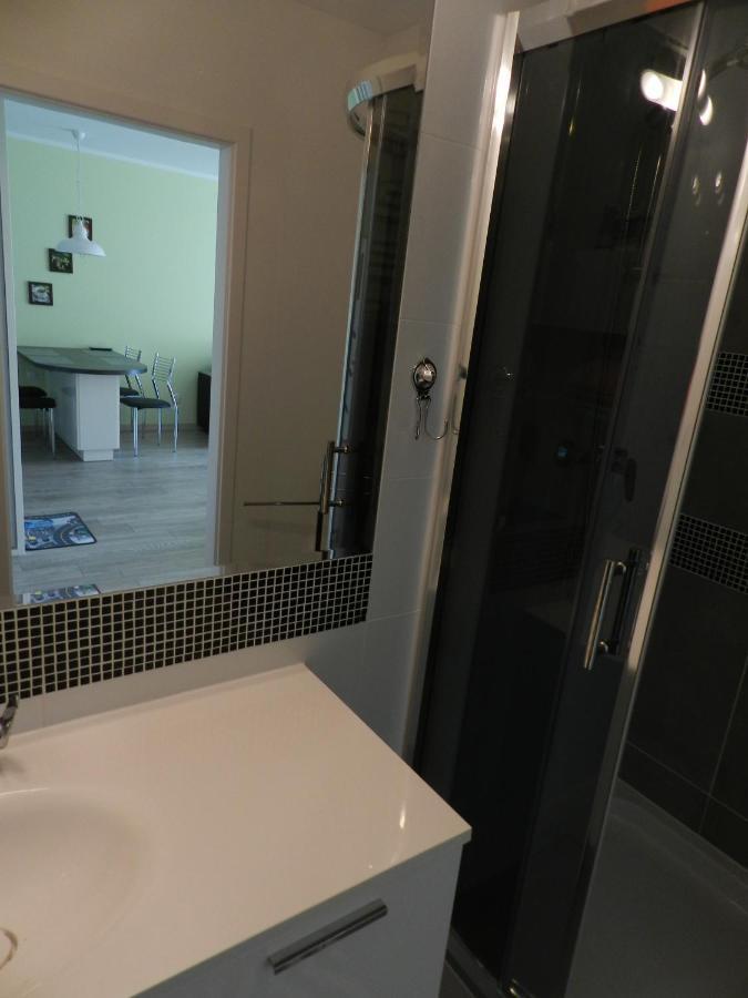 Apartament Caloroczny Blizej Morza Kołobrzeg Exterior foto